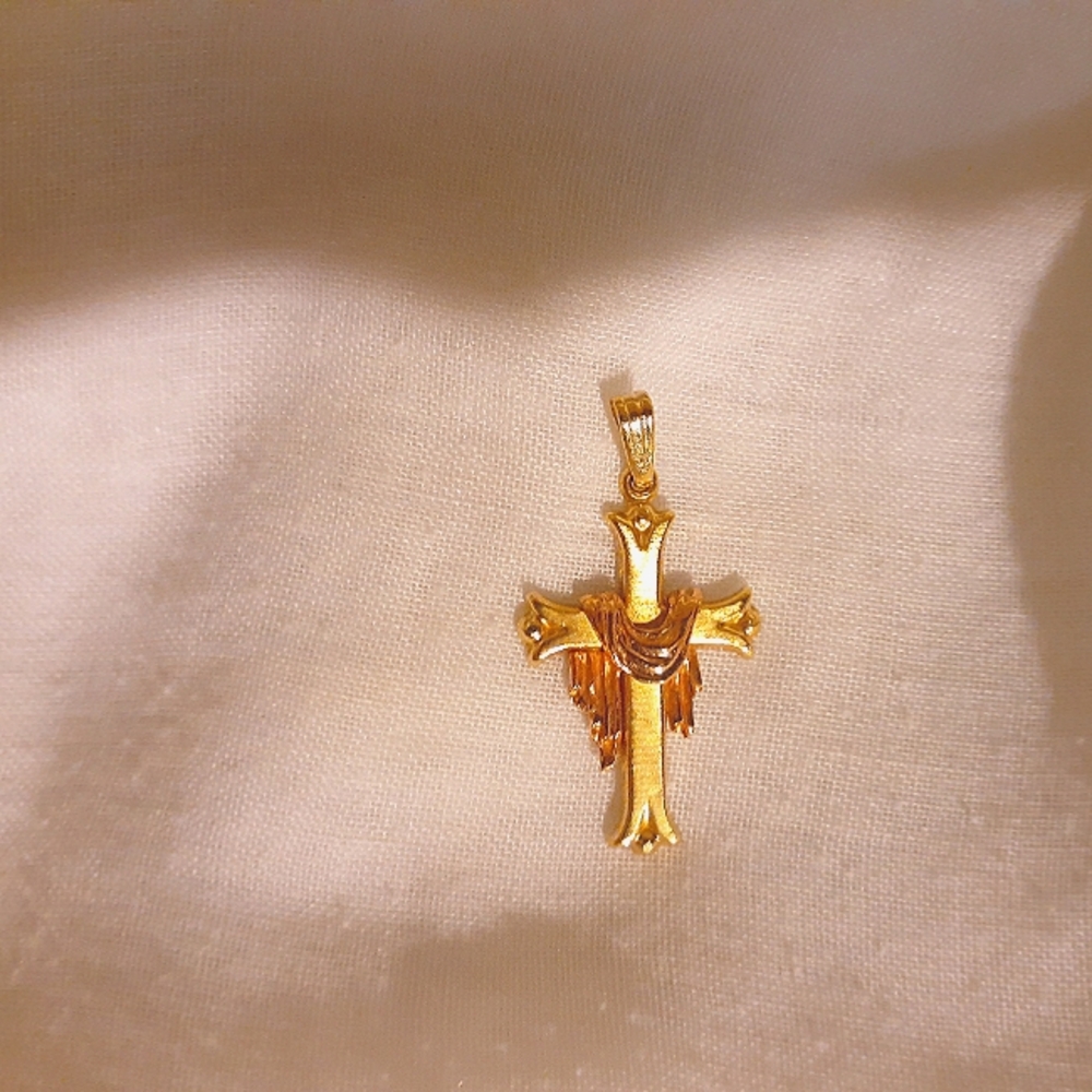 24 Kt gold Cross Pendant